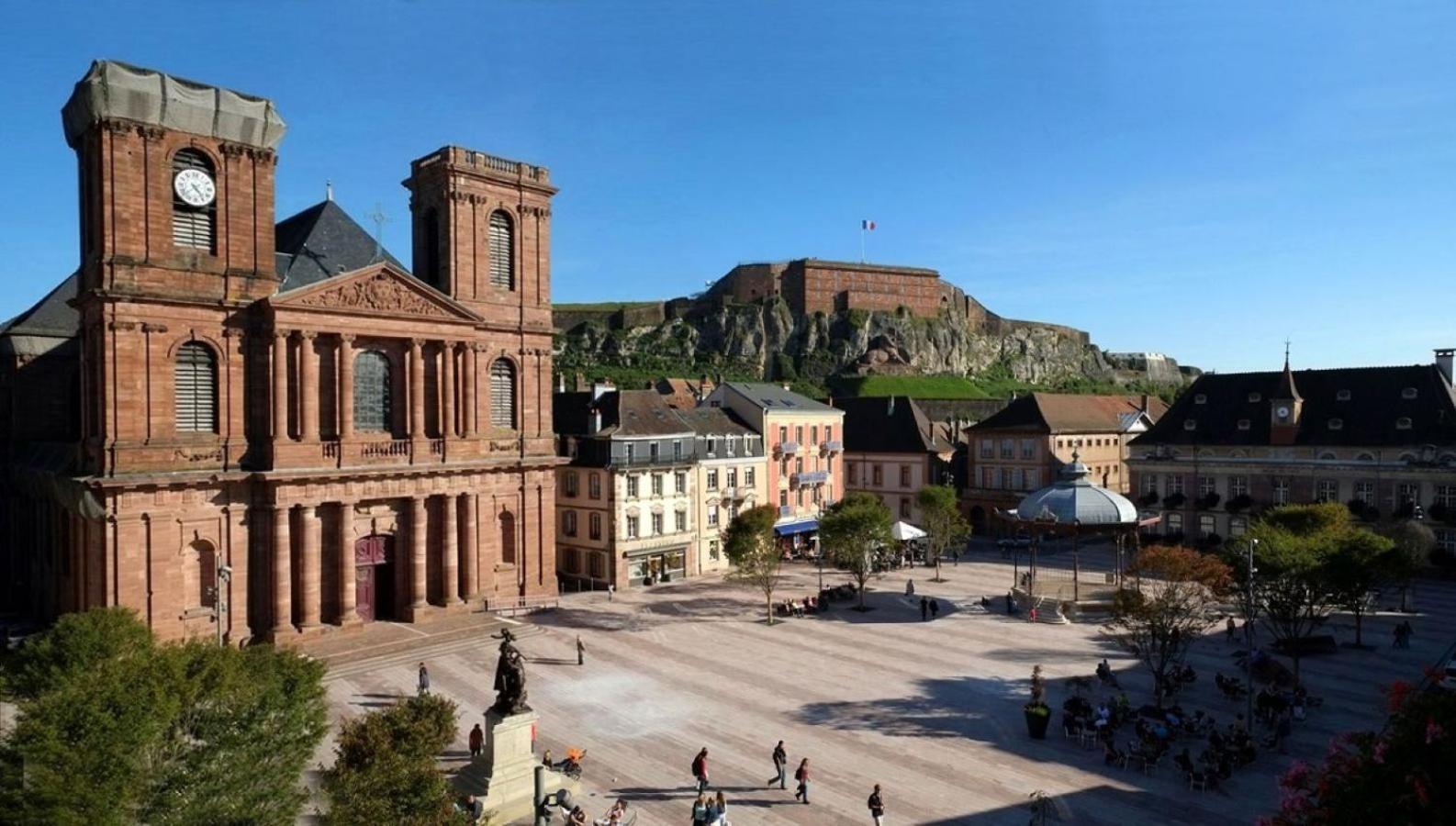 Domitys - Cybele Aparthotel Belfort Exteriör bild